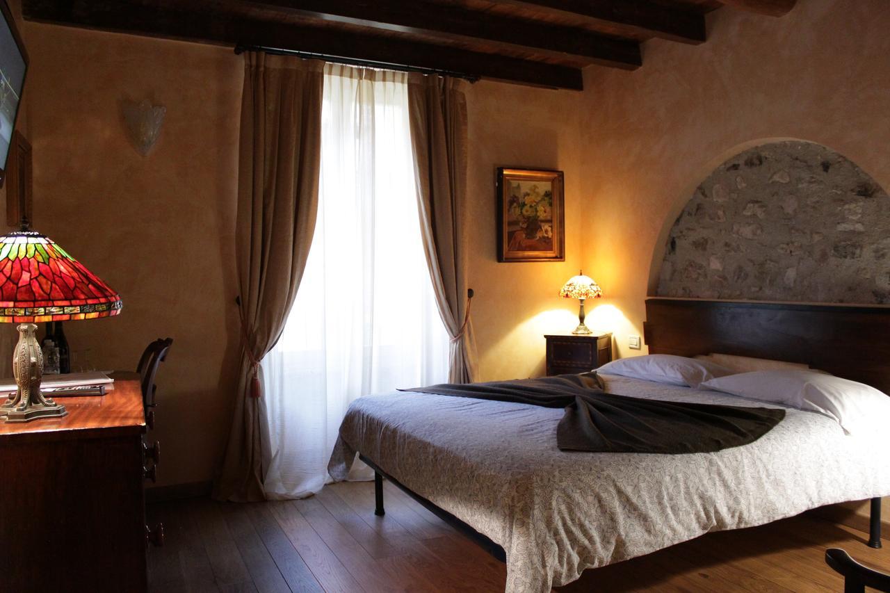 Agriturismo Villa Bissiniga Salo Ngoại thất bức ảnh